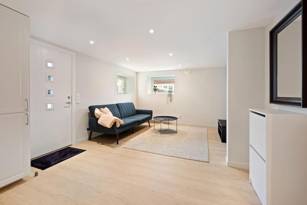 Practical Basement Apt With All Home Comforts Close To City Centre Stavanger Exterior foto